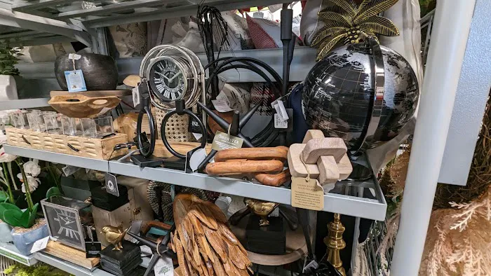 Homesense 8