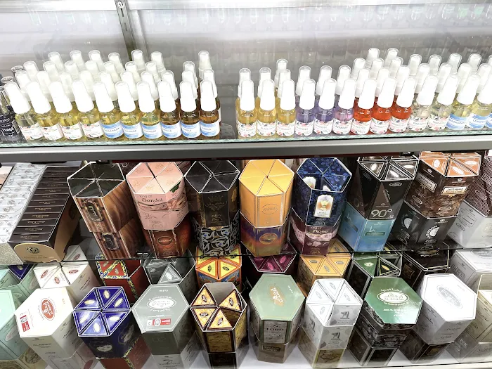 Nur Perfumes 3