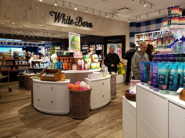 Bath & Body Works 1