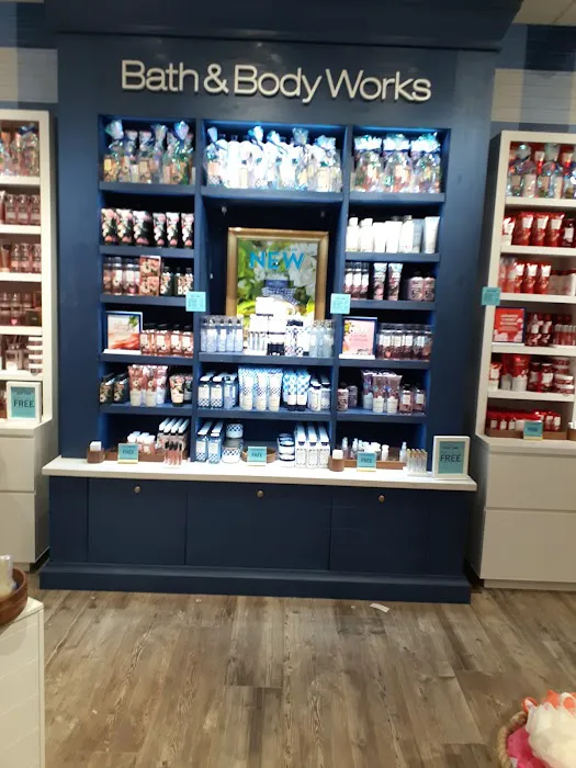 Bath & Body Works 9