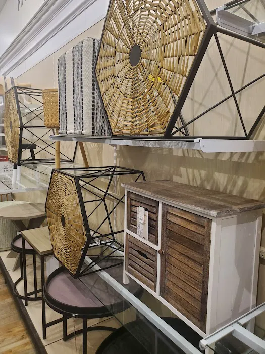 HomeGoods 4
