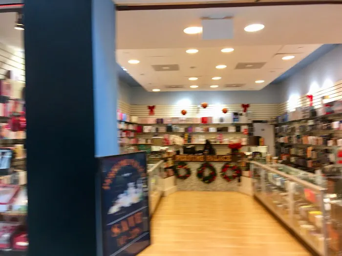 Perfume Palace 1