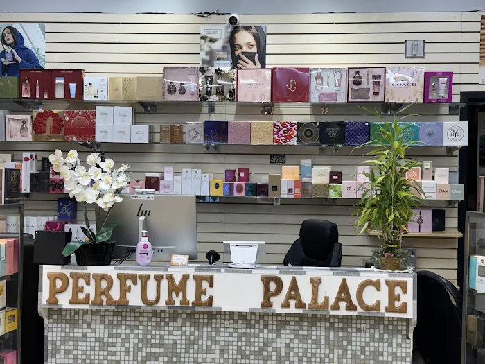 Perfume Palace 4