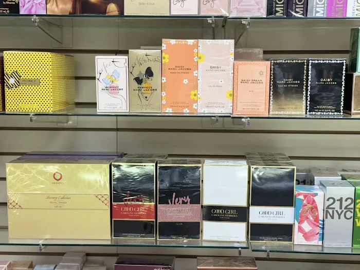 Perfume Palace 3