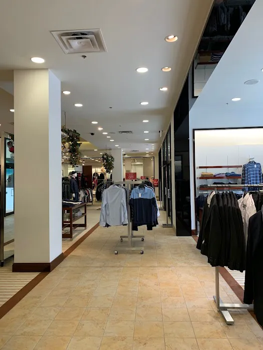 Saks Fifth Avenue 3