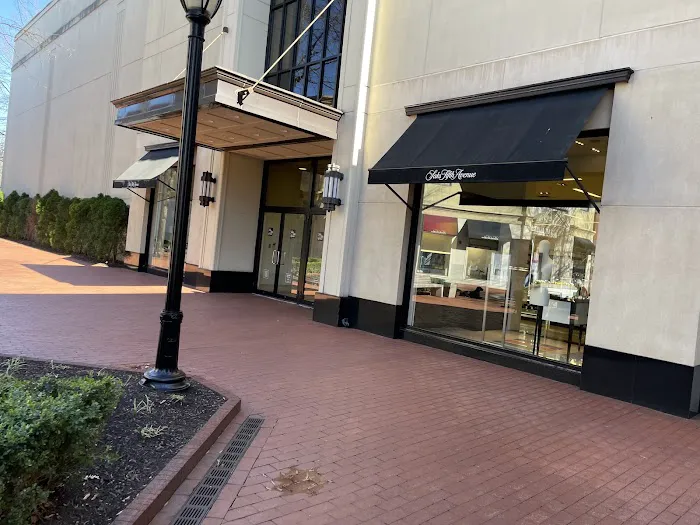 Saks Fifth Avenue 9