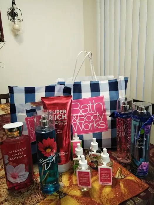 Bath & Body Works 3