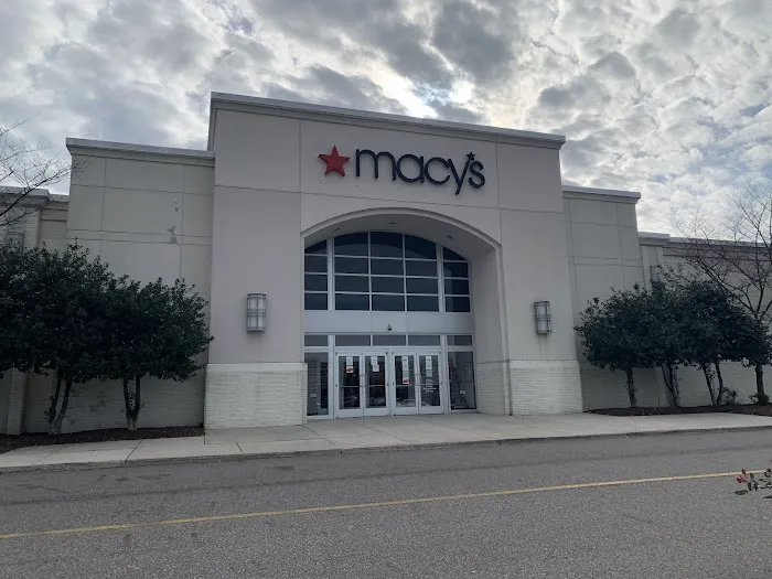 Macy's 0