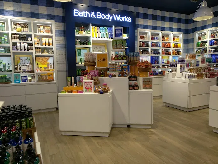Bath & Body Works 1