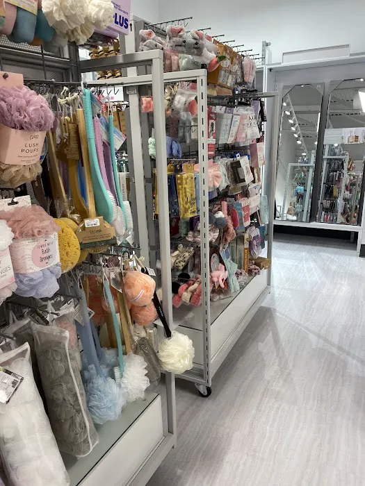 T.J. Maxx 7
