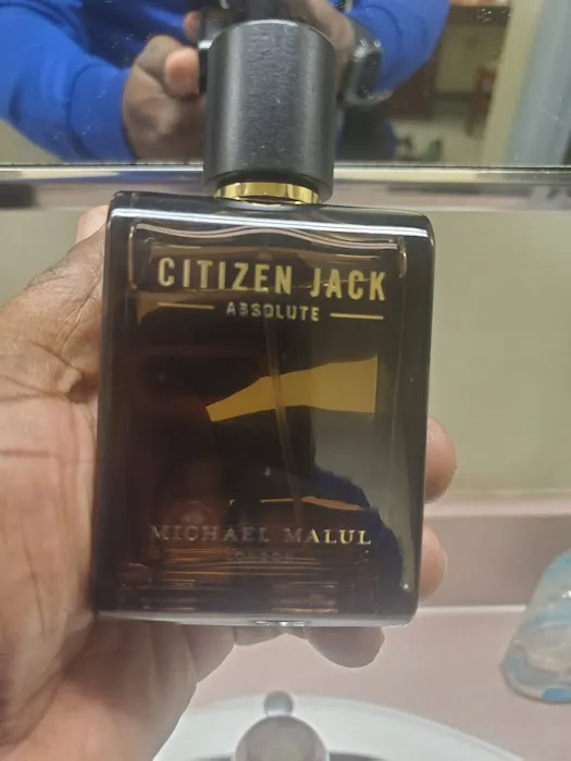 Perfume Palace 0