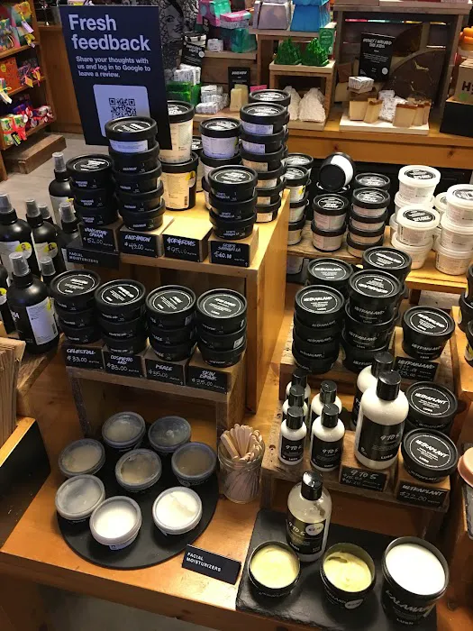 Lush Cosmetics Short Pump 4