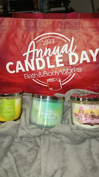 Bath & Body Works 2