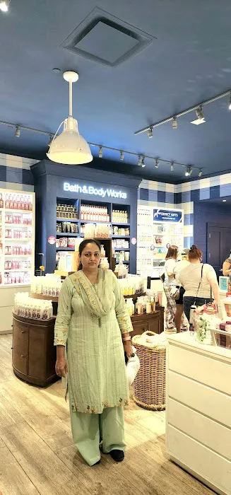 Bath & Body Works 6