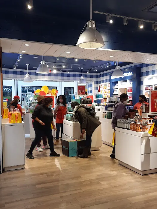 Bath & Body Works 2