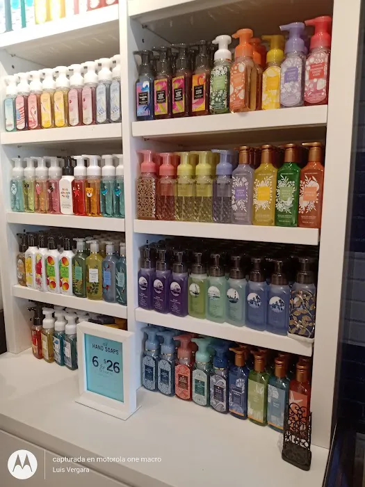 Bath & Body Works 6