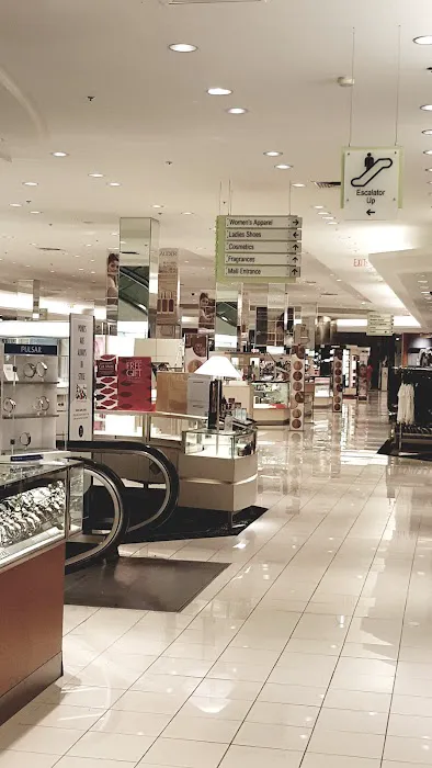 Macy's 0
