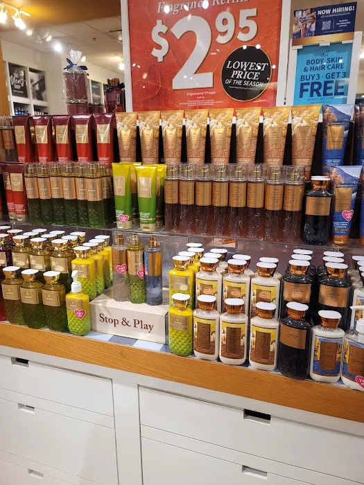 Bath & Body Works 1