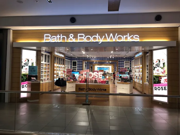Bath & Body Works 2