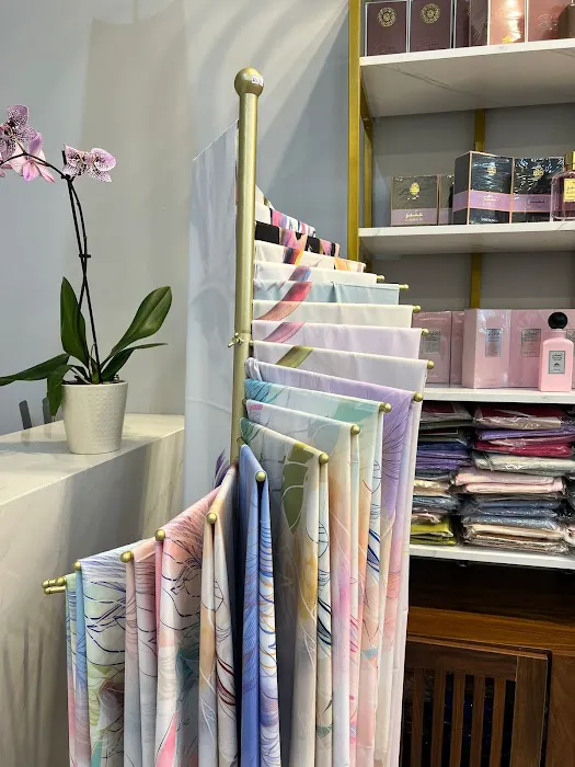 Arabian Aroma Boutique 7