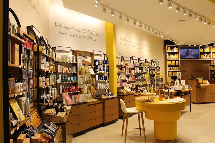 L'OCCITANE EN PROVENCE 2