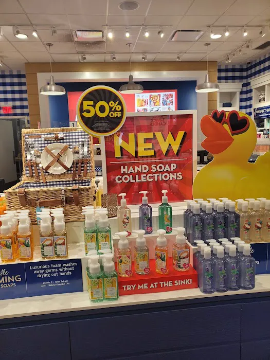 Bath & Body Works 2