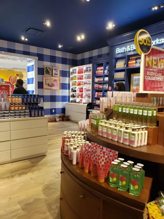 Bath & Body Works 1