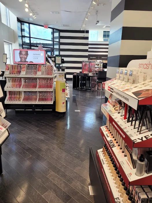 Lush Cosmetics Tyson Center 3