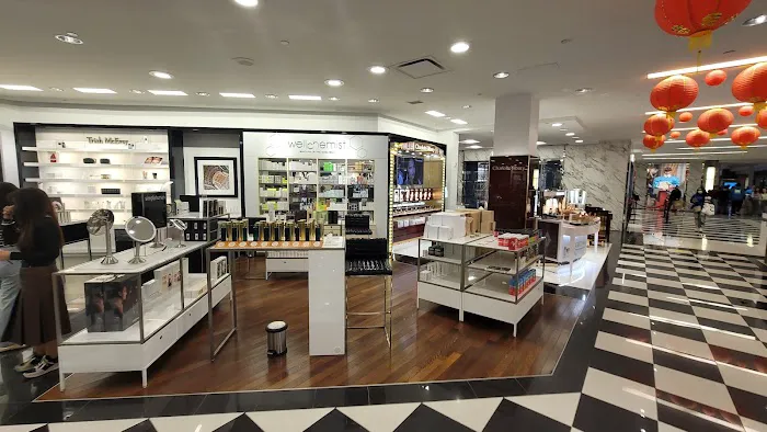 Bloomingdale's 2
