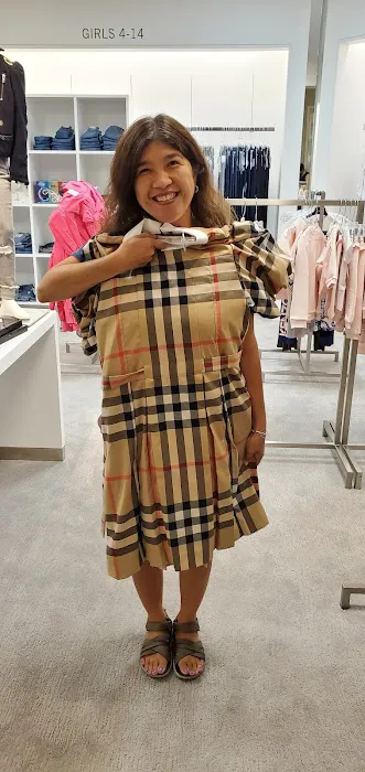 Saks Fifth Avenue 1