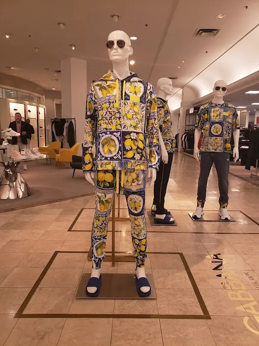 Saks Fifth Avenue 3