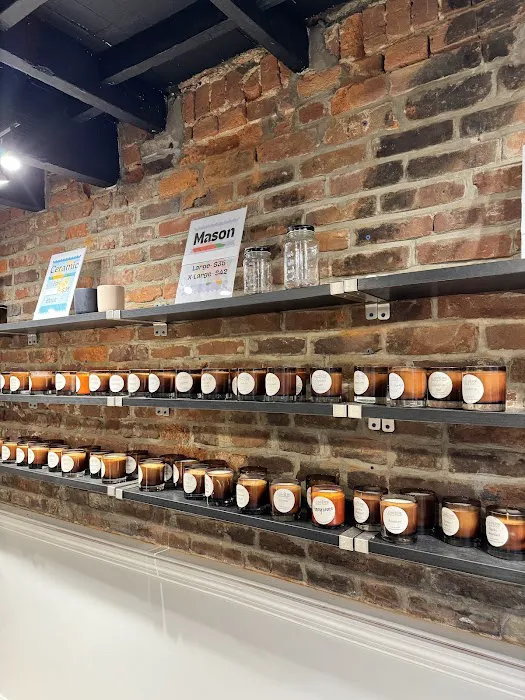 Lumière Candle Studio 3