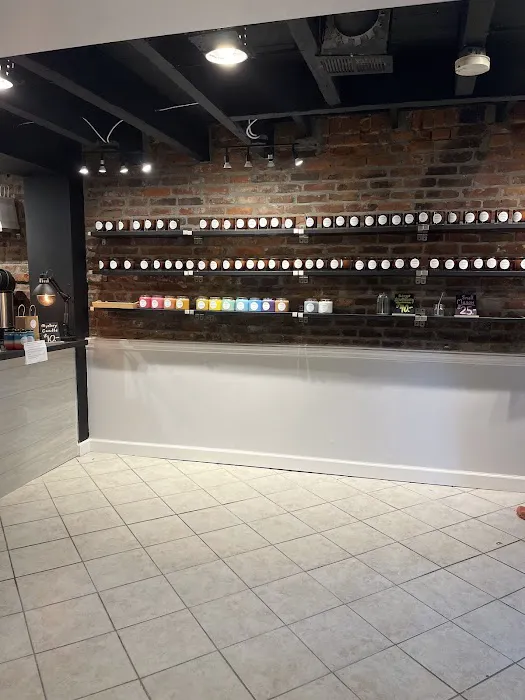 Lumière Candle Studio 9