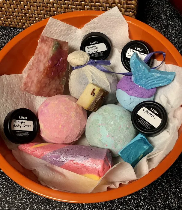Lush Cosmetics Fashion Centre 2