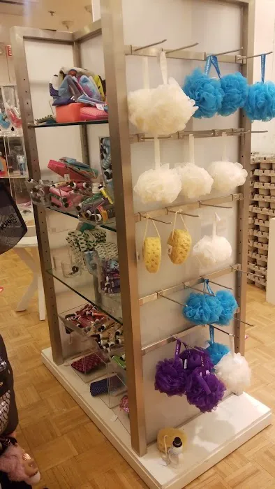 Bath & Body Works 4