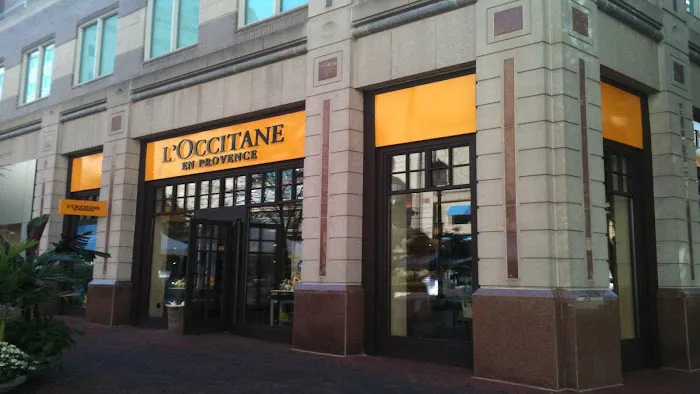 L'OCCITANE EN PROVENCE 0