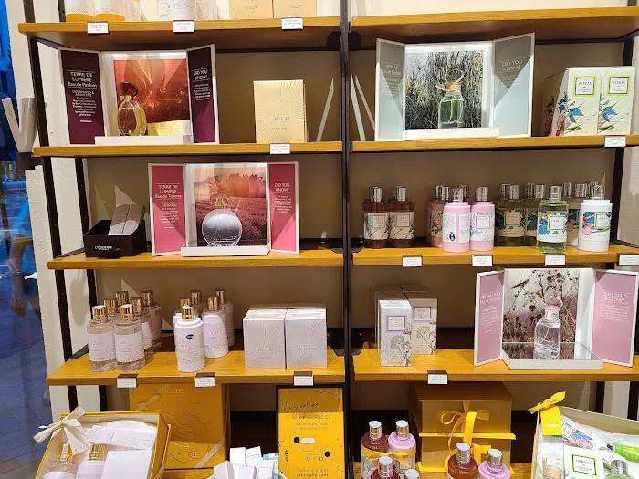 L'OCCITANE EN PROVENCE 3