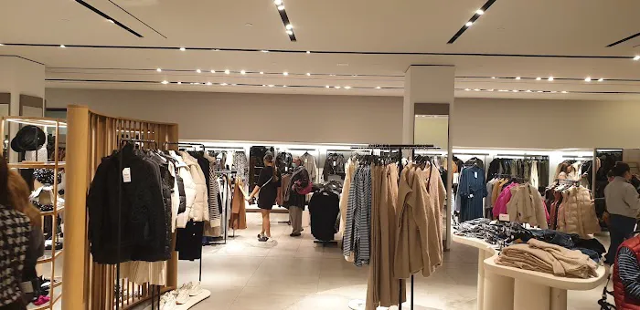 Urban Outfitters 6