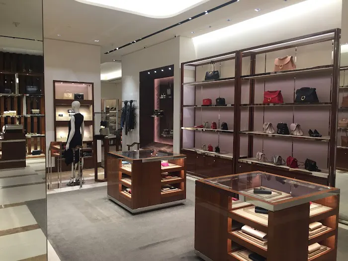 Salvatore Ferragamo 7