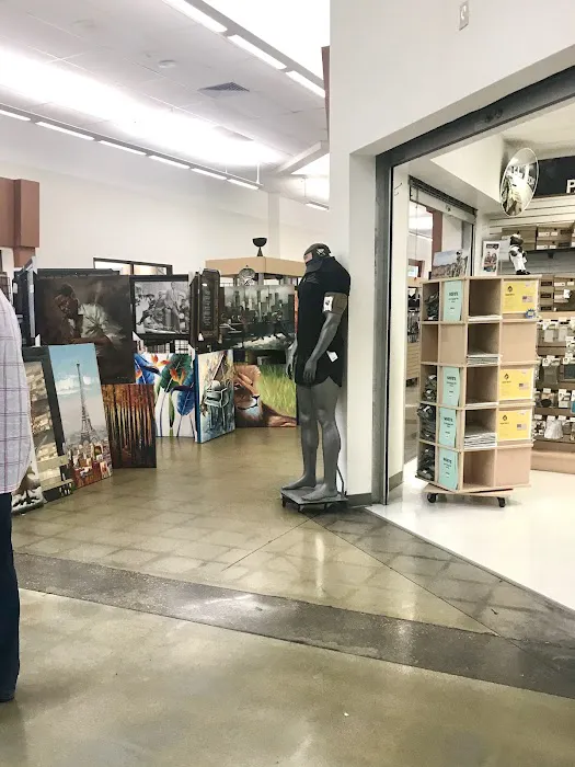 Fort Lee Main Exchange Store 7