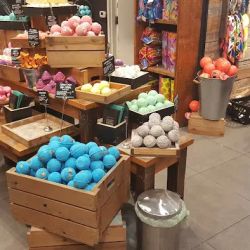 Lush Cosmetics Crabtree Valley ico