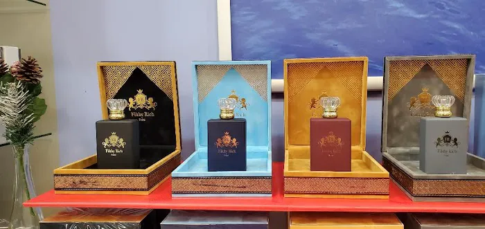 Perfume World 6