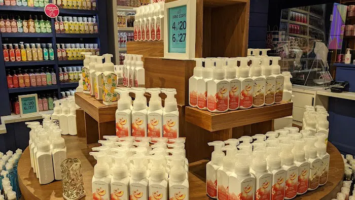 Bath & Body Works 3