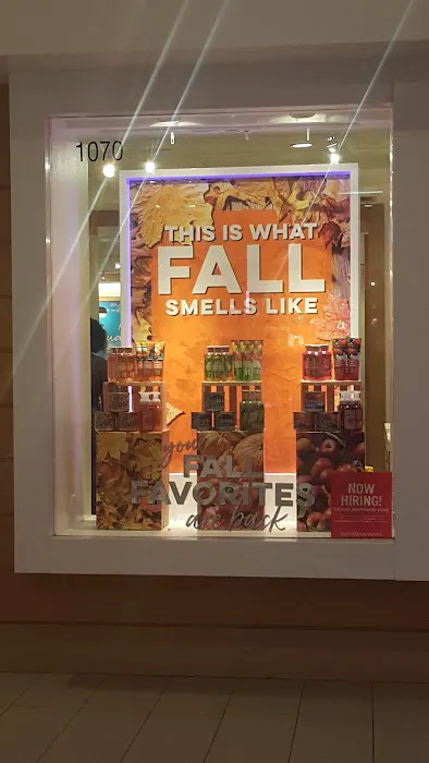 Bath & Body Works 4