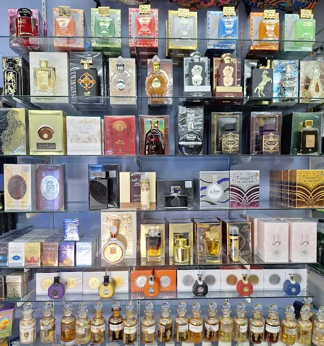 Golden Perfume & Jewelry 2