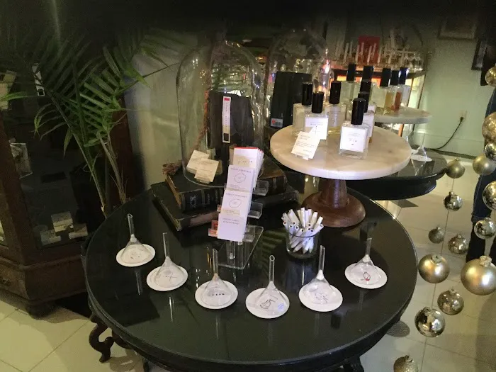 Madame Aucoin Perfume 1