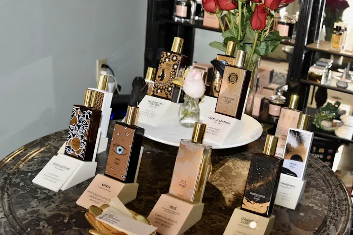 Madame Aucoin Perfume 5