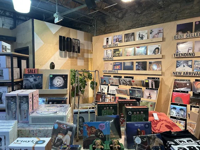 Urban Outfitters 9