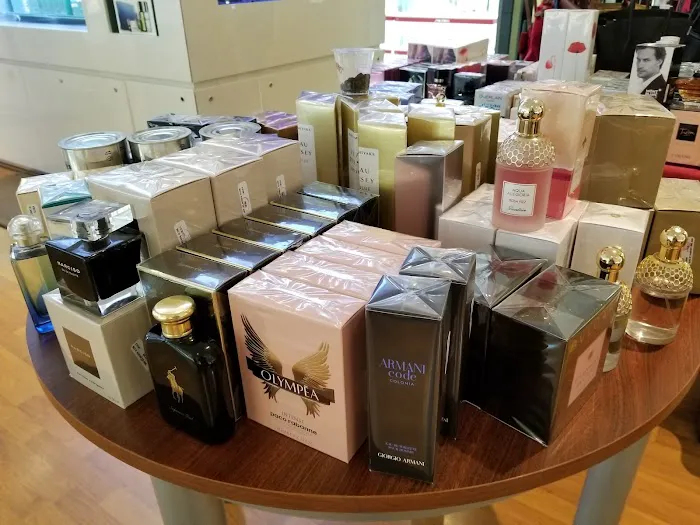 Diplomatic Duty-Free Shop 0