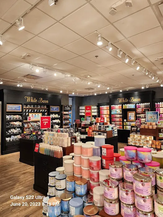 Bath & Body Works 2